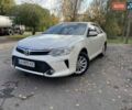 Білий Тойота Камрі, об'ємом двигуна 2.5 л та пробігом 198 тис. км за 15500 $, фото 1 на Automoto.ua
