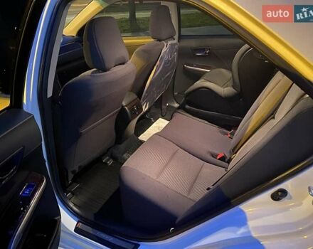 Белый Тойота Камри, объемом двигателя 2.49 л и пробегом 4 тыс. км за 23500 $, фото 10 на Automoto.ua