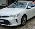 Белый Тойота Камри, объемом двигателя 2.5 л и пробегом 283 тыс. км за 15800 $, фото 1 на Automoto.ua