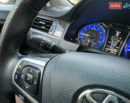 Белый Тойота Камри, объемом двигателя 2.49 л и пробегом 114 тыс. км за 17900 $, фото 27 на Automoto.ua