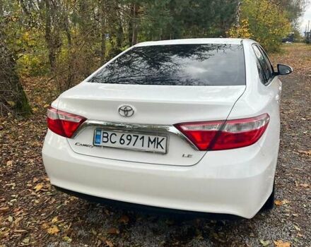 Белый Тойота Камри, объемом двигателя 2.5 л и пробегом 204 тыс. км за 13000 $, фото 7 на Automoto.ua