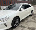 Белый Тойота Камри, объемом двигателя 0 л и пробегом 120 тыс. км за 18750 $, фото 1 на Automoto.ua