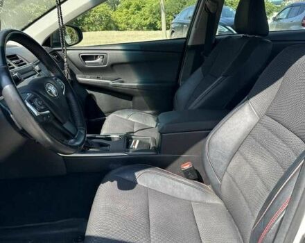 Білий Тойота Камрі, об'ємом двигуна 0 л та пробігом 153 тис. км за 9000 $, фото 8 на Automoto.ua