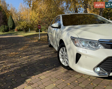 Тойота Камри 2016 в Харькове на Automoto.ua Белый Тойота Камри, объемом двигателя 2.49 л и пробегом 190 тыс. км за 16999 $, фото 43 на Automoto.ua