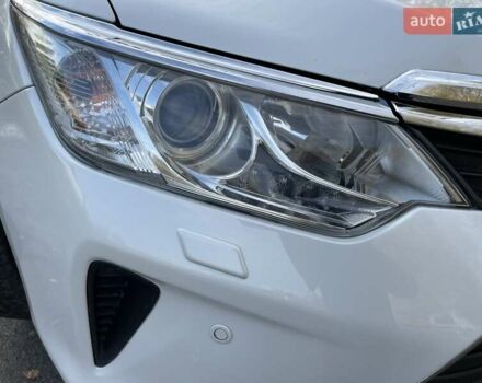 Білий Тойота Камрі, об'ємом двигуна 2.5 л та пробігом 198 тис. км за 15500 $, фото 11 на Automoto.ua