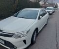 Білий Тойота Камрі, об'ємом двигуна 2 л та пробігом 105 тис. км за 14957 $, фото 1 на Automoto.ua
