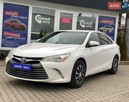 Білий Тойота Камрі, об'ємом двигуна 2.49 л та пробігом 165 тис. км за 13700 $, фото 1 на Automoto.ua