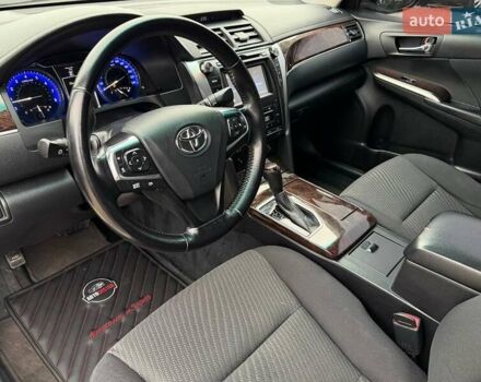 Белый Тойота Камри, объемом двигателя 2.49 л и пробегом 197 тыс. км за 16900 $, фото 17 на Automoto.ua
