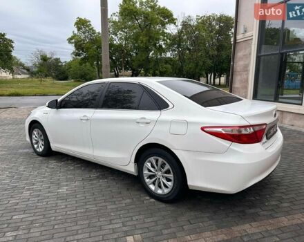 Белый Тойота Камри, объемом двигателя 2.5 л и пробегом 124 тыс. км за 16700 $, фото 11 на Automoto.ua