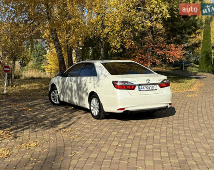 Тойота Камри 2016 в Харькове на Automoto.ua Белый Тойота Камри, объемом двигателя 2.49 л и пробегом 190 тыс. км за 16999 $, фото 1 на Automoto.ua
