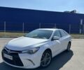 Белый Тойота Камри, объемом двигателя 2.49 л и пробегом 160 тыс. км за 13700 $, фото 1 на Automoto.ua