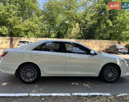 Белый Тойота Камри, объемом двигателя 2.49 л и пробегом 114 тыс. км за 17900 $, фото 16 на Automoto.ua