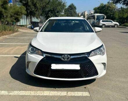 Білий Тойота Камрі, об'ємом двигуна 0 л та пробігом 153 тис. км за 9000 $, фото 1 на Automoto.ua