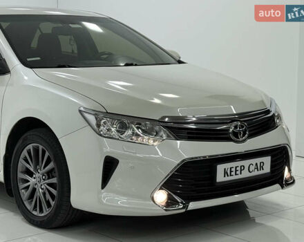 Білий Тойота Камрі, об'ємом двигуна 2.49 л та пробігом 171 тис. км за 15900 $, фото 6 на Automoto.ua