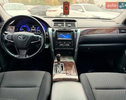 Белый Тойота Камри, объемом двигателя 2.49 л и пробегом 197 тыс. км за 16900 $, фото 20 на Automoto.ua