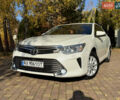 Тойота Камри 2016 в Харькове на Automoto.ua Белый Тойота Камри, объемом двигателя 2.49 л и пробегом 190 тыс. км за 16999 $, фото 6 на Automoto.ua