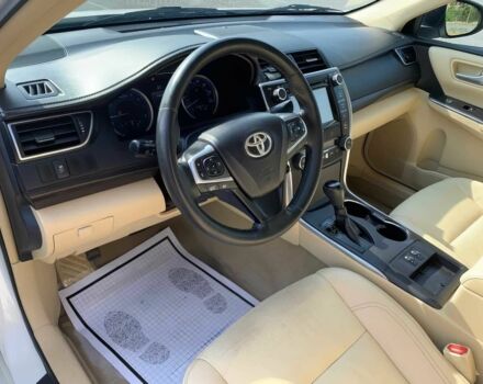 Белый Тойота Камри, объемом двигателя 2.5 л и пробегом 71 тыс. км за 3100 $, фото 9 на Automoto.ua