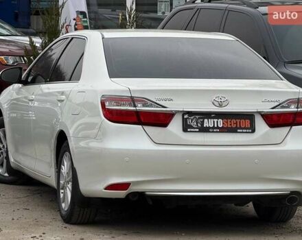 Белый Тойота Камри, объемом двигателя 2.49 л и пробегом 197 тыс. км за 16900 $, фото 8 на Automoto.ua