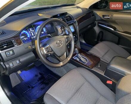 Белый Тойота Камри, объемом двигателя 2.49 л и пробегом 4 тыс. км за 23500 $, фото 11 на Automoto.ua
