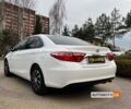 Белый Тойота Камри, объемом двигателя 2.5 л и пробегом 190 тыс. км за 13599 $, фото 4 на Automoto.ua