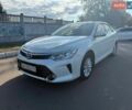 Белый Тойота Камри, объемом двигателя 2.49 л и пробегом 85 тыс. км за 18500 $, фото 1 на Automoto.ua