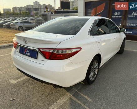 Белый Тойота Камри, объемом двигателя 2.49 л и пробегом 192 тыс. км за 13400 $, фото 11 на Automoto.ua