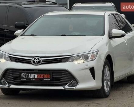 Белый Тойота Камри, объемом двигателя 2.49 л и пробегом 197 тыс. км за 16900 $, фото 3 на Automoto.ua