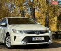 Тойота Камри 2016 в Харькове на Automoto.ua Белый Тойота Камри, объемом двигателя 2.49 л и пробегом 190 тыс. км за 16999 $, фото 13 на Automoto.ua