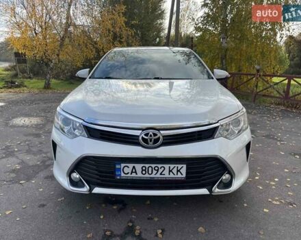 Білий Тойота Камрі, об'ємом двигуна 2.5 л та пробігом 198 тис. км за 15500 $, фото 6 на Automoto.ua