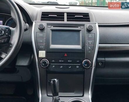 Білий Тойота Камрі, об'ємом двигуна 2.49 л та пробігом 165 тис. км за 13700 $, фото 18 на Automoto.ua