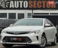 Белый Тойота Камри, объемом двигателя 2.49 л и пробегом 197 тыс. км за 16900 $, фото 1 на Automoto.ua