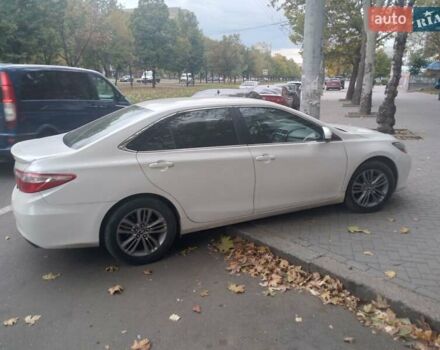 Білий Тойота Камрі, об'ємом двигуна 2.49 л та пробігом 107 тис. км за 13000 $, фото 1 на Automoto.ua