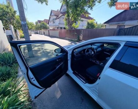 Білий Тойота Камрі, об'ємом двигуна 2.49 л та пробігом 87 тис. км за 16500 $, фото 5 на Automoto.ua