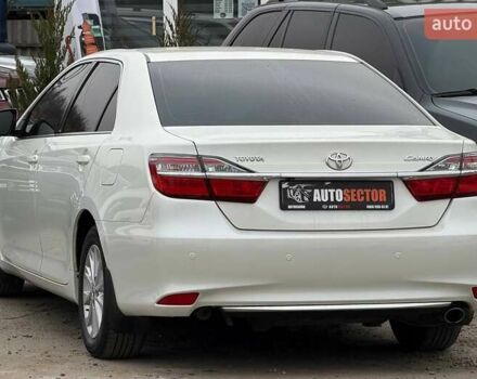 Белый Тойота Камри, объемом двигателя 2.49 л и пробегом 197 тыс. км за 16900 $, фото 7 на Automoto.ua