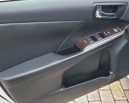 Белый Тойота Камри, объемом двигателя 2.5 л и пробегом 283 тыс. км за 15800 $, фото 11 на Automoto.ua