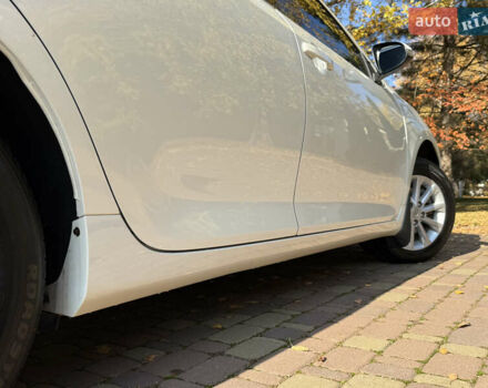 Тойота Камри 2016 в Харькове на Automoto.ua Белый Тойота Камри, объемом двигателя 2.49 л и пробегом 190 тыс. км за 16999 $, фото 30 на Automoto.ua