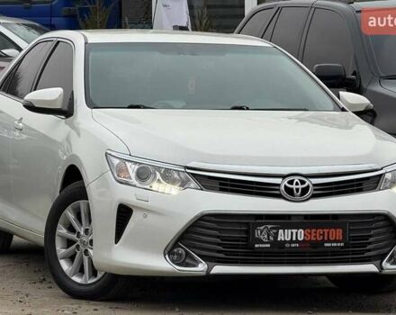 Белый Тойота Камри, объемом двигателя 2.49 л и пробегом 197 тыс. км за 16900 $, фото 6 на Automoto.ua