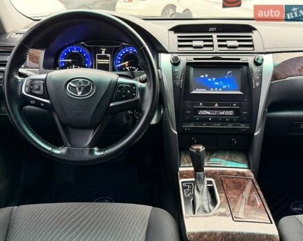 Белый Тойота Камри, объемом двигателя 2.49 л и пробегом 197 тыс. км за 16900 $, фото 22 на Automoto.ua