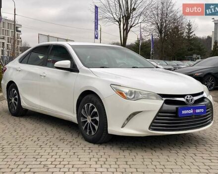 Білий Тойота Камрі, об'ємом двигуна 2.49 л та пробігом 165 тис. км за 13700 $, фото 3 на Automoto.ua