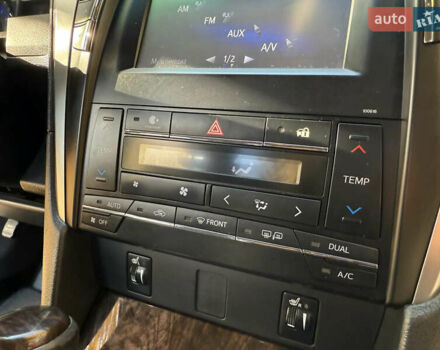 Тойота Камри 2016 в Харькове на Automoto.ua Белый Тойота Камри, объемом двигателя 2.49 л и пробегом 190 тыс. км за 16999 $, фото 16 на Automoto.ua