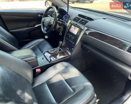 Белый Тойота Камри, объемом двигателя 2.49 л и пробегом 114 тыс. км за 17900 $, фото 20 на Automoto.ua