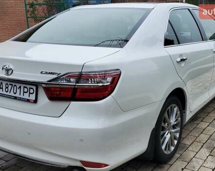 Белый Тойота Камри, объемом двигателя 2.5 л и пробегом 283 тыс. км за 15800 $, фото 5 на Automoto.ua