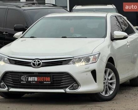 Белый Тойота Камри, объемом двигателя 2.49 л и пробегом 197 тыс. км за 16900 $, фото 2 на Automoto.ua