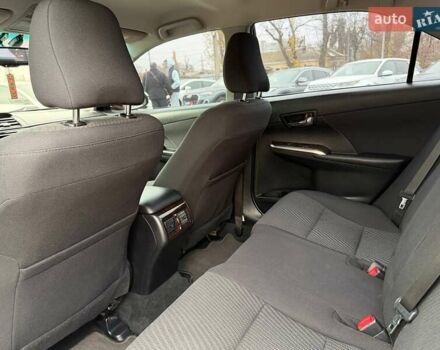 Белый Тойота Камри, объемом двигателя 2.49 л и пробегом 197 тыс. км за 16900 $, фото 15 на Automoto.ua