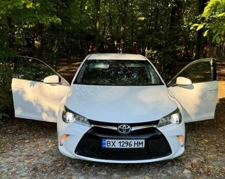 Белый Тойота Камри, объемом двигателя 2.5 л и пробегом 191 тыс. км за 13000 $, фото 8 на Automoto.ua