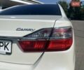 Белый Тойота Камри, объемом двигателя 2.49 л и пробегом 217 тыс. км за 17300 $, фото 9 на Automoto.ua