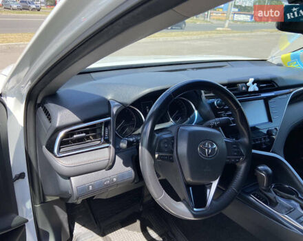 Білий Тойота Камрі, об'ємом двигуна 2.5 л та пробігом 187 тис. км за 21900 $, фото 11 на Automoto.ua