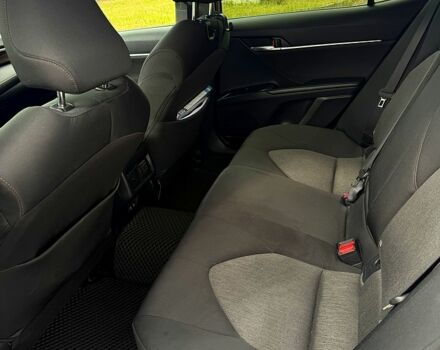 Белый Тойота Камри, объемом двигателя 2.5 л и пробегом 205 тыс. км за 20000 $, фото 5 на Automoto.ua