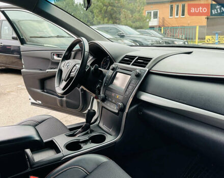 Белый Тойота Камри, объемом двигателя 2.5 л и пробегом 93 тыс. км за 16499 $, фото 32 на Automoto.ua