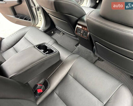 Белый Тойота Камри, объемом двигателя 2.49 л и пробегом 119 тыс. км за 20555 $, фото 9 на Automoto.ua